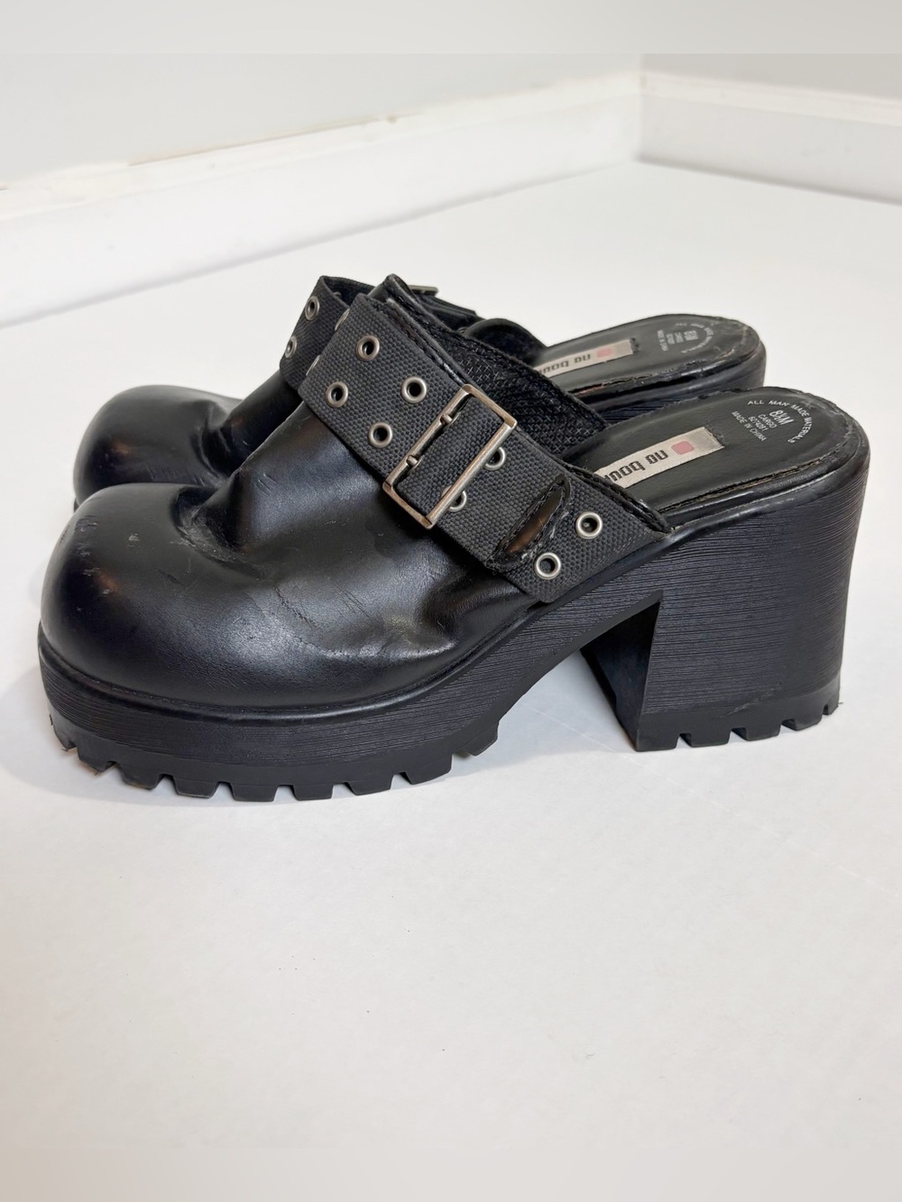 Vintage 90s Y2K No Boundaries Chunky Lug Sole Mules Goth Grunge Clogs Size 8.5